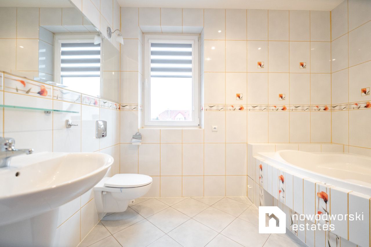 A beautiful house of 250 m2, with a garden, 5 rooms, Radom - House - Rent - Radom, Rajec Szlachecki