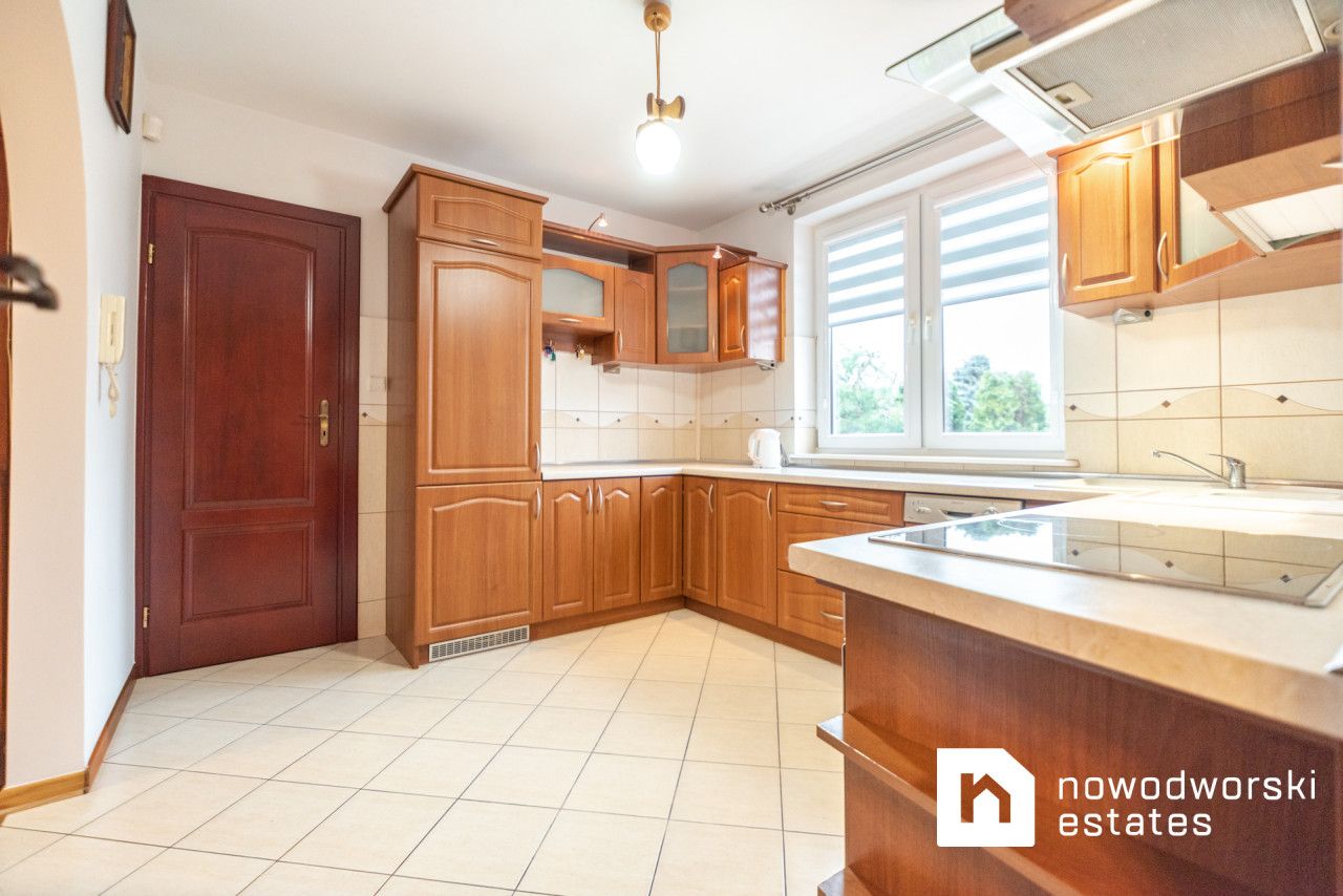 A beautiful house of 250 m2, with a garden, 5 rooms, Radom - House - Rent - Radom, Rajec Szlachecki