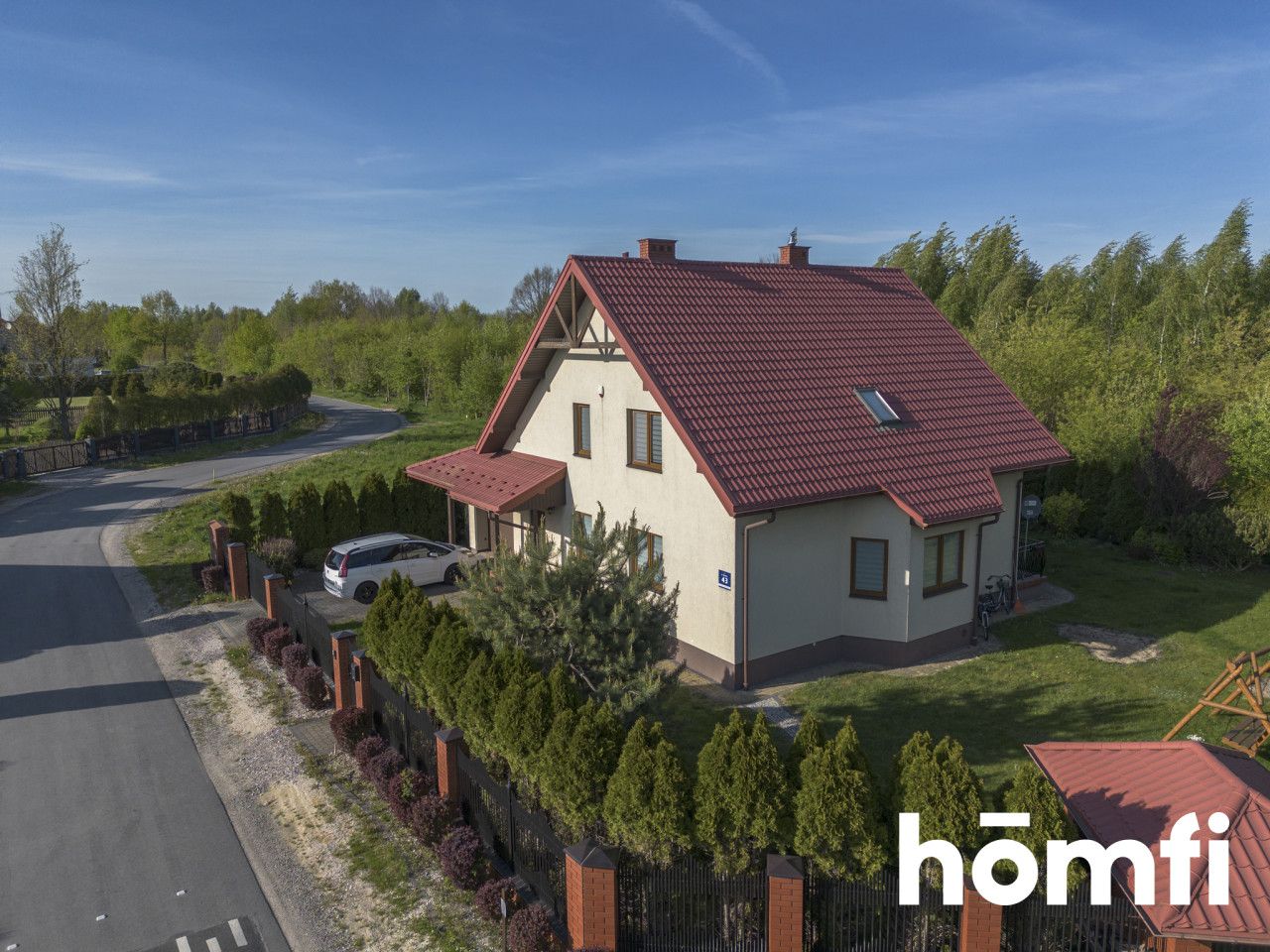 A beautiful house of 250 m2, with a garden, 5 rooms, Radom - House - Rent - Radom, Rajec Poduchowny