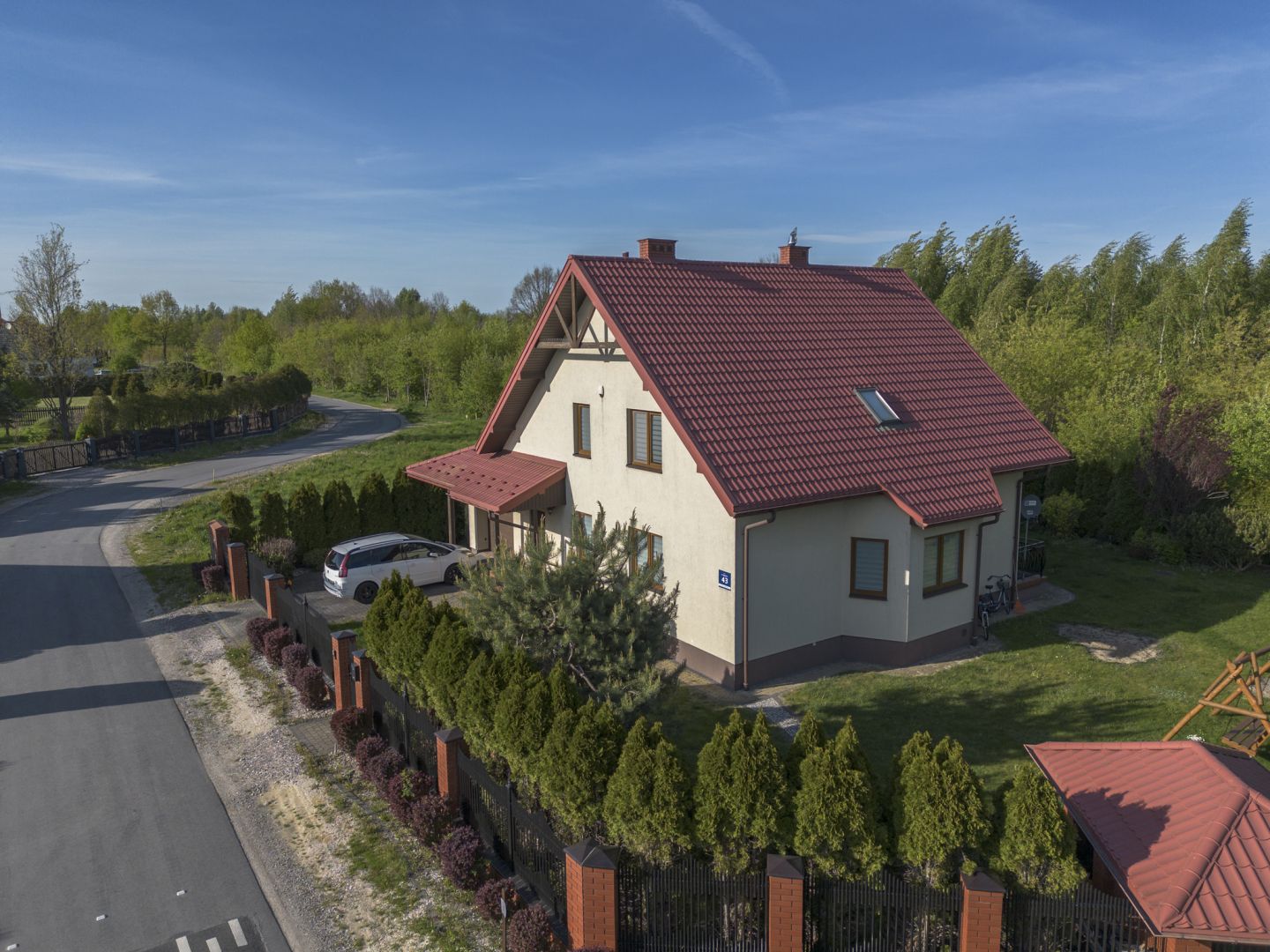 A beautiful house of 250 m2, with a garden, 5 rooms, Radom - House - Rent - Radom, Rajec Szlachecki