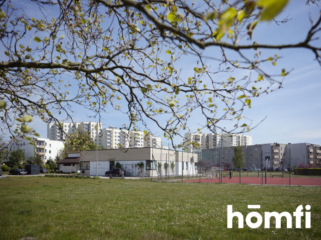 Spacious 4-room apartment by the sea – full of potential! - Apartment - Sale - Kołobrzeski, Kołobrzeg