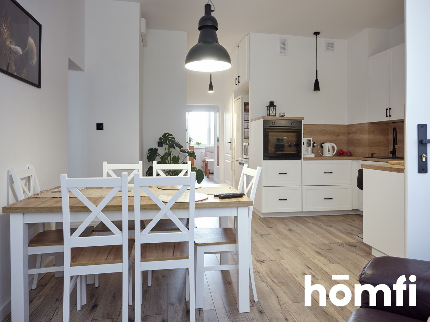 Spacious 4-room apartment by the sea – full of potential! - Apartment - Sale - Kołobrzeski, Kołobrzeg