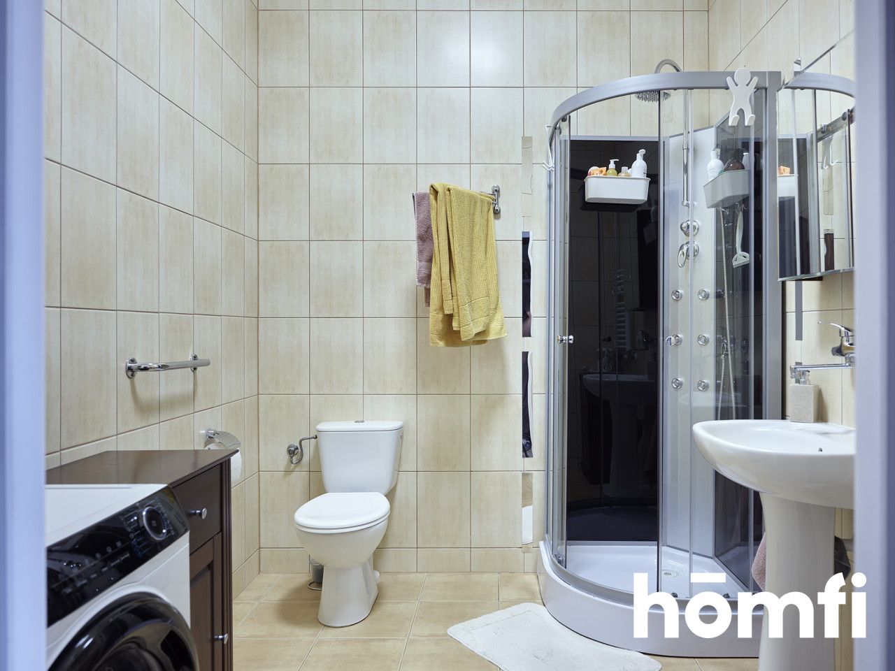 Spacious 4-room apartment by the sea – full of potential! - Apartment - Sale - Kołobrzeski, Kołobrzeg