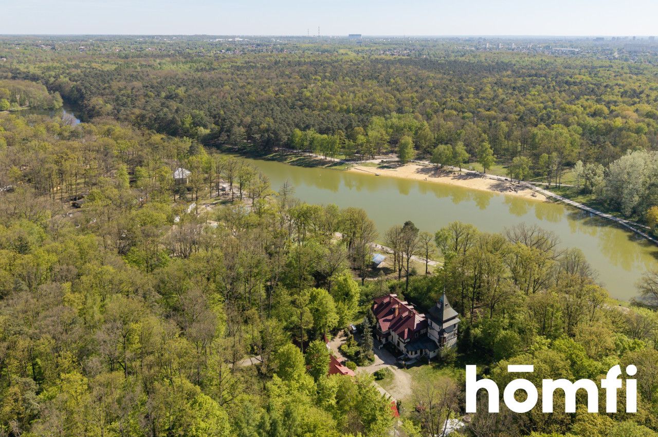 Dworek myśliwski - hotel w Łagiewnikach - Lokal użytkowy - Sprzedaż - Łódź, Bałuty
