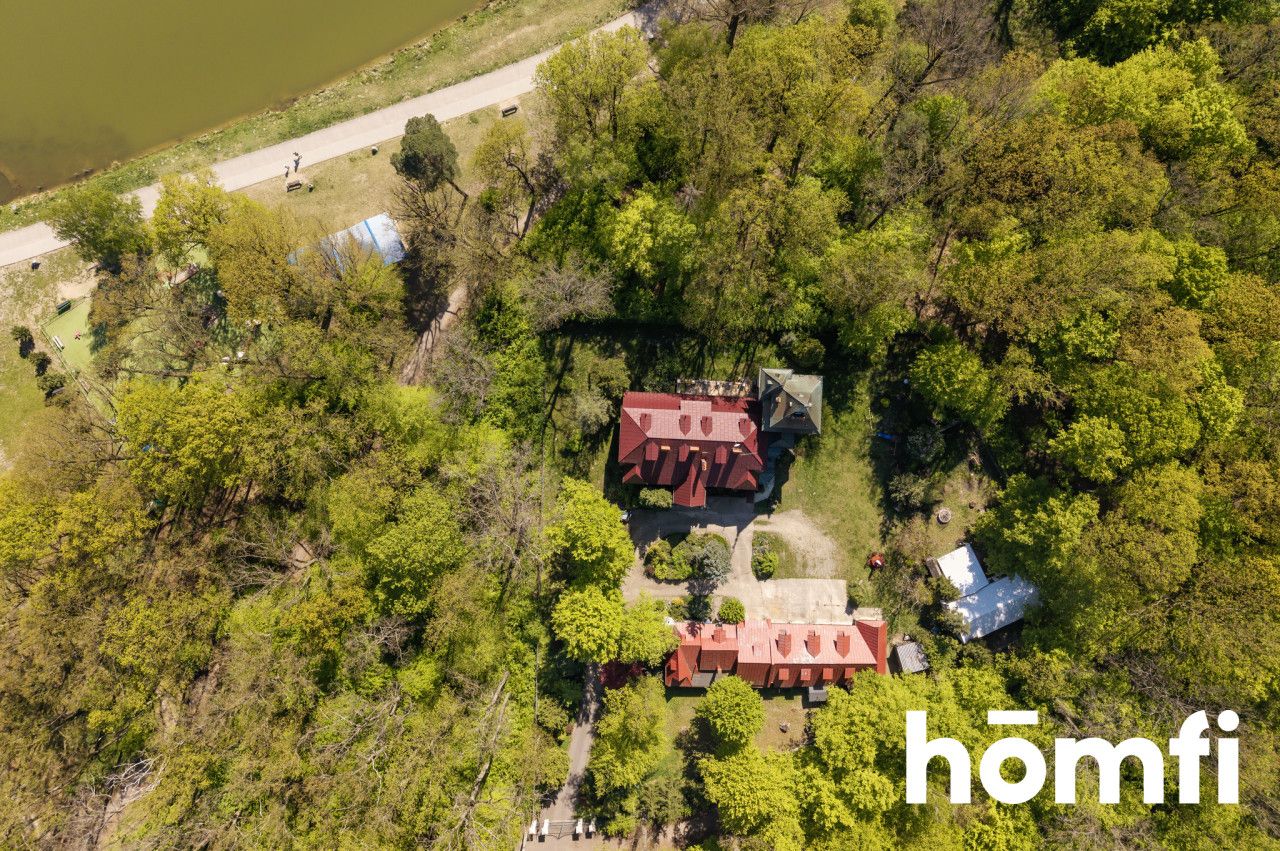 Dworek myśliwski - hotel w Łagiewnikach - Lokal użytkowy - Sprzedaż - Łódź, Bałuty