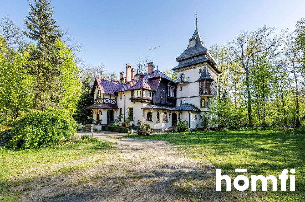Dworek myśliwski - hotel w Łagiewnikach - Lokal użytkowy - Sprzedaż - Łódź, Bałuty