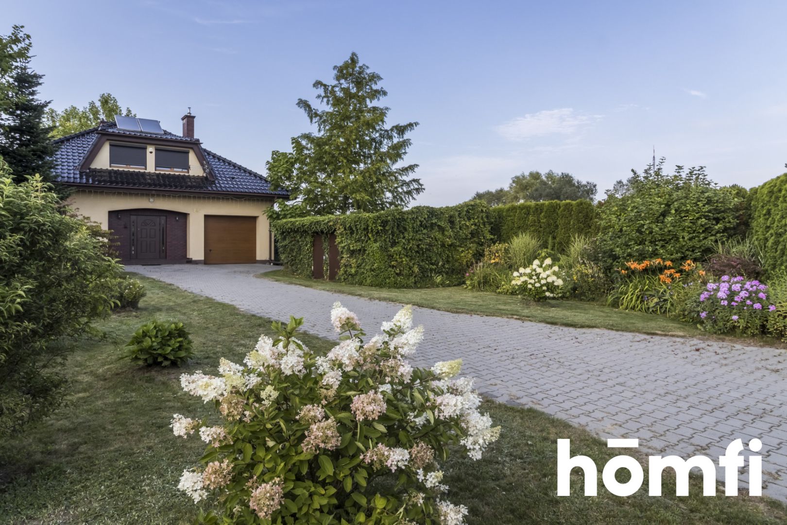 DOM Z MALOWNICZĄ DZIAŁKĄ W NIEPOWTARZALNYM STYLU - Dom - Sprzedaż - Radomski, Zakrzew / Wacyn