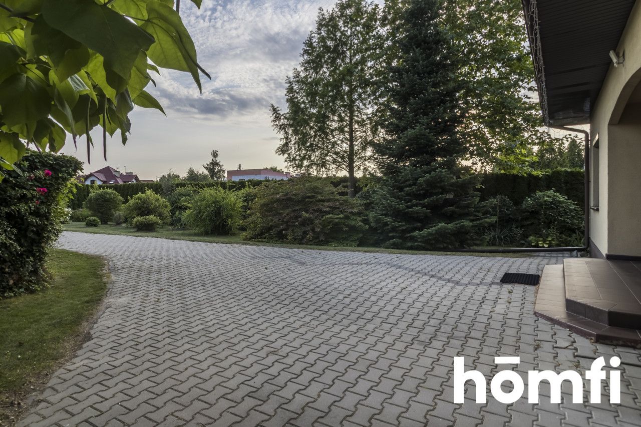 DOM Z MALOWNICZĄ DZIAŁKĄ W NIEPOWTARZALNYM STYLU - Dom - Sprzedaż - Radomski, Zakrzew / Wacyn