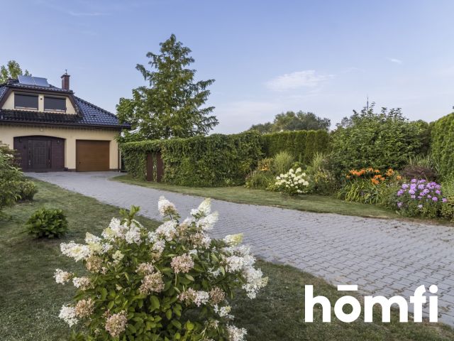 DOM Z MALOWNICZĄ DZIAŁKĄ W NIEPOWTARZALNYM STYLU - Dom - Sprzedaż - Radomski, Zakrzew / Wacyn