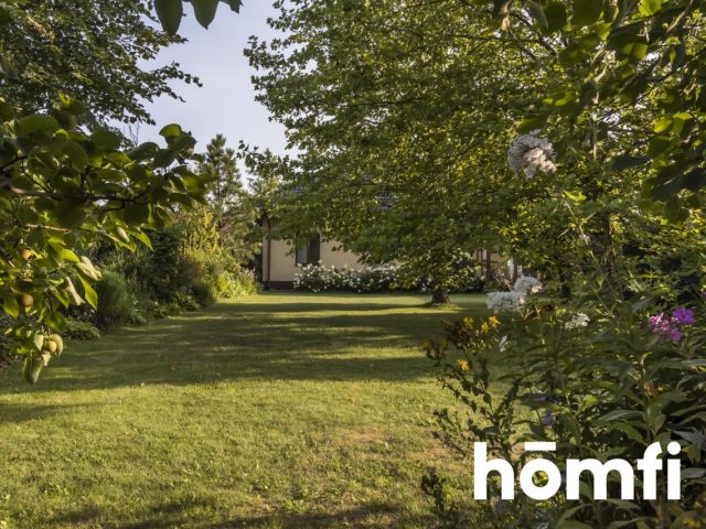 DOM Z MALOWNICZĄ DZIAŁKĄ W NIEPOWTARZALNYM STYLU - Dom - Sprzedaż - Radomski, Zakrzew / Wacyn