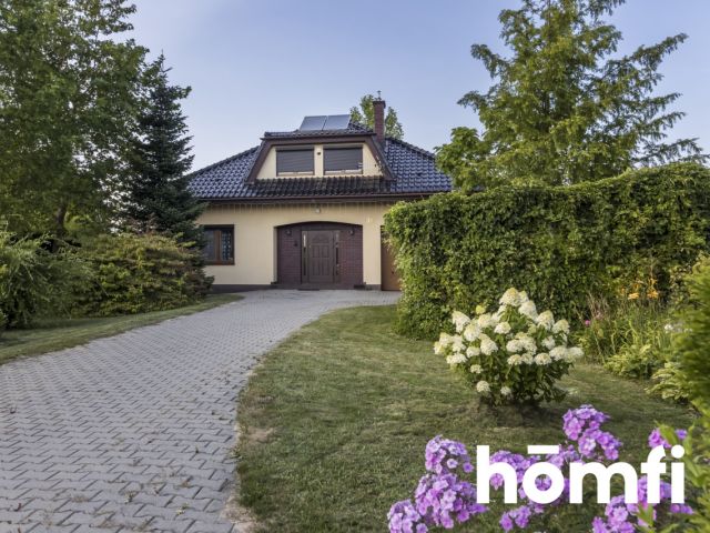 DOM Z MALOWNICZĄ DZIAŁKĄ W NIEPOWTARZALNYM STYLU - Dom - Sprzedaż - Radomski, Zakrzew / Wacyn