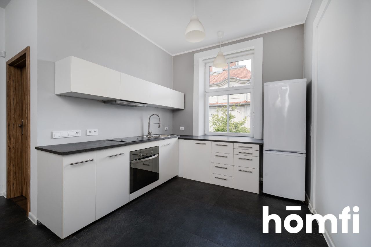 Spacious 113 m² Apartment in Historic Townhouse – Łódź City Center - Квартира - Продаж - Łódź, Śródmieście