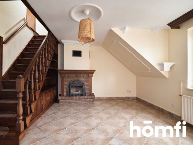 Duże bezczynszowe mieszkanie w centrum Zamościa - Mieszkanie - Sprzedaż - Zamość