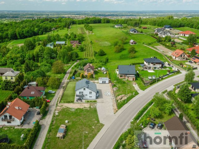 House with Potential near Rzeszów | 6 Rooms | Large Plot | Malawa - House - Sale - Rzeszowski, Krasne / Malawa