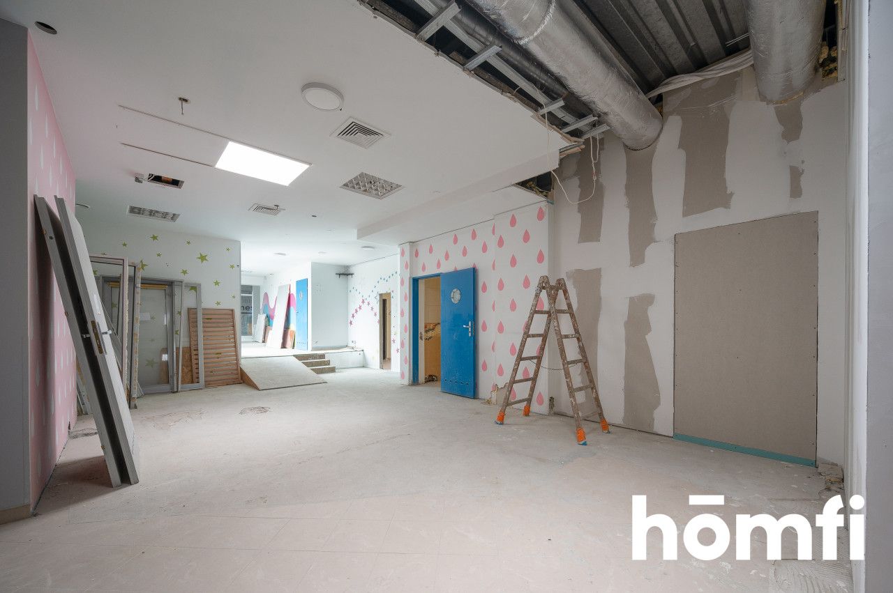 120 m² open space – Galeria Skawina – prime spot - Commercial premises - Rent - Krakowski, Skawina