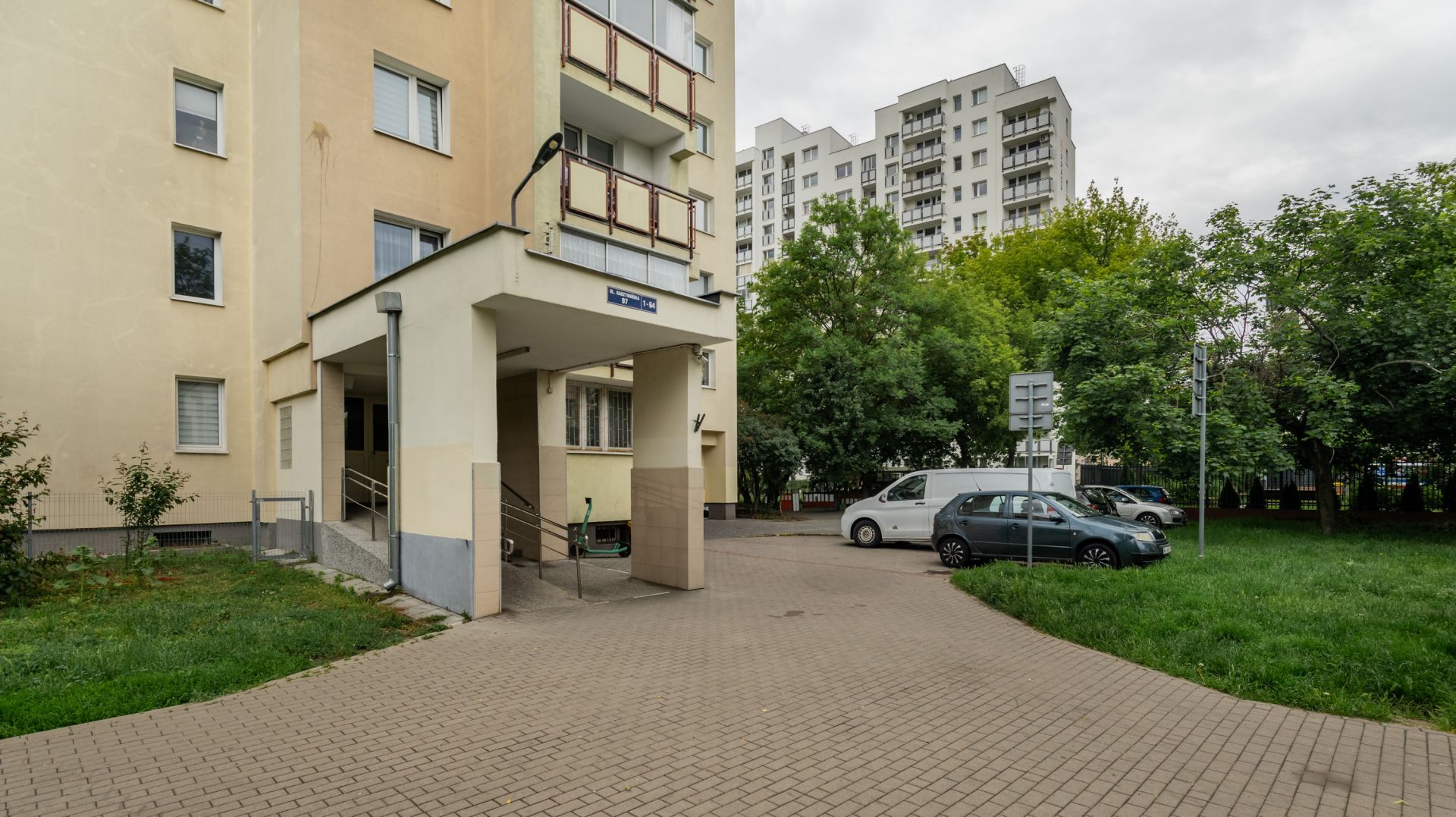 Przestronne mieszkanie 4 pokojowe przy Metrze - Mieszkanie - Sprzedaż - Warszawa, Targówek / Targówek Mieszkaniowy