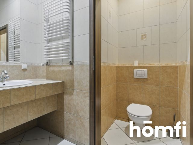 Kompleks budynków biurowo-magazynowych - Działka - Sprzedaż - Kielecki, Nowiny / Zgórsko