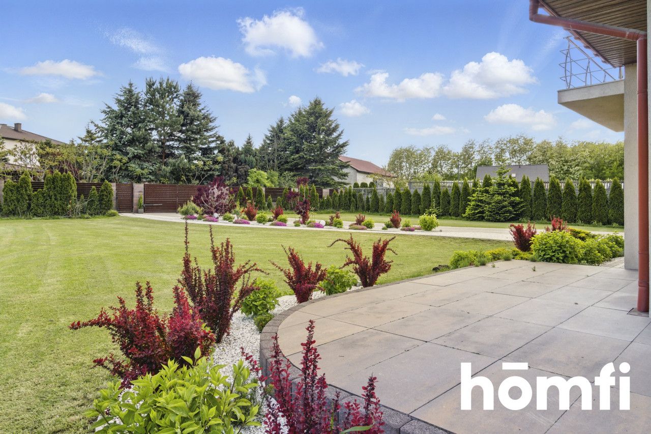 Rezydencja ze stawem w Klwatach koło Radomia - Dom - Sprzedaż - Radomski, Jedlińsk / Klwaty