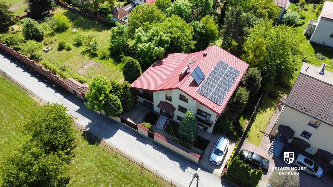 Przestronny, w pełni wykończony dom gotowy do zamieszkania lub pod siedzibę firmy w Węgrzcach - Dom - Sprzedaż - Krakowski, Zielonki / Węgrzce