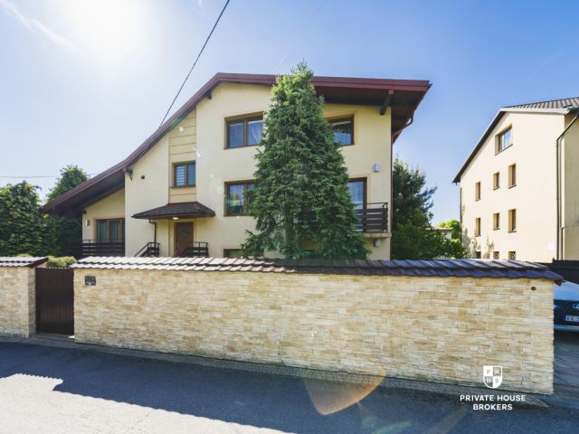 Spacious, fully equipped and furnished house in Węgrzce near Kraków - ready for move in - House - Sale - Krakowski, Zielonki / Węgrzce