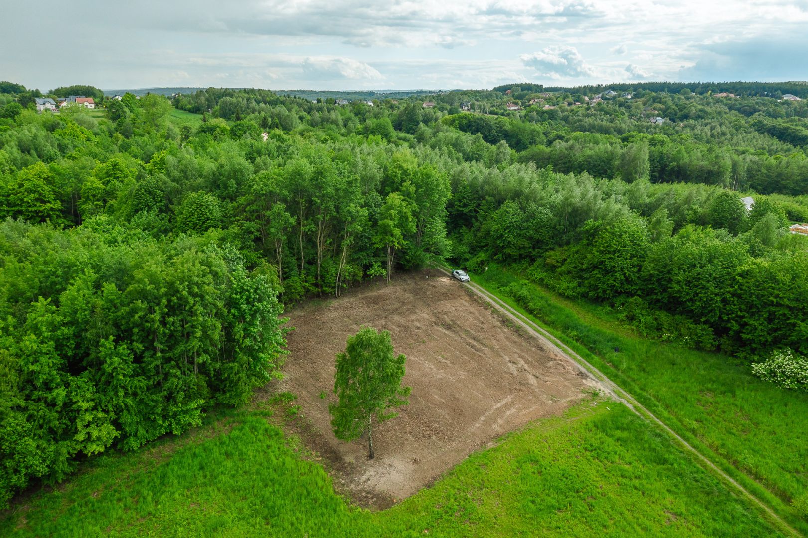 For Sale: Scenic Building Plot – 1,784 m² | Tyczyn near Rzeszów - Ділянка - Продаж - Rzeszowski, Tyczyn