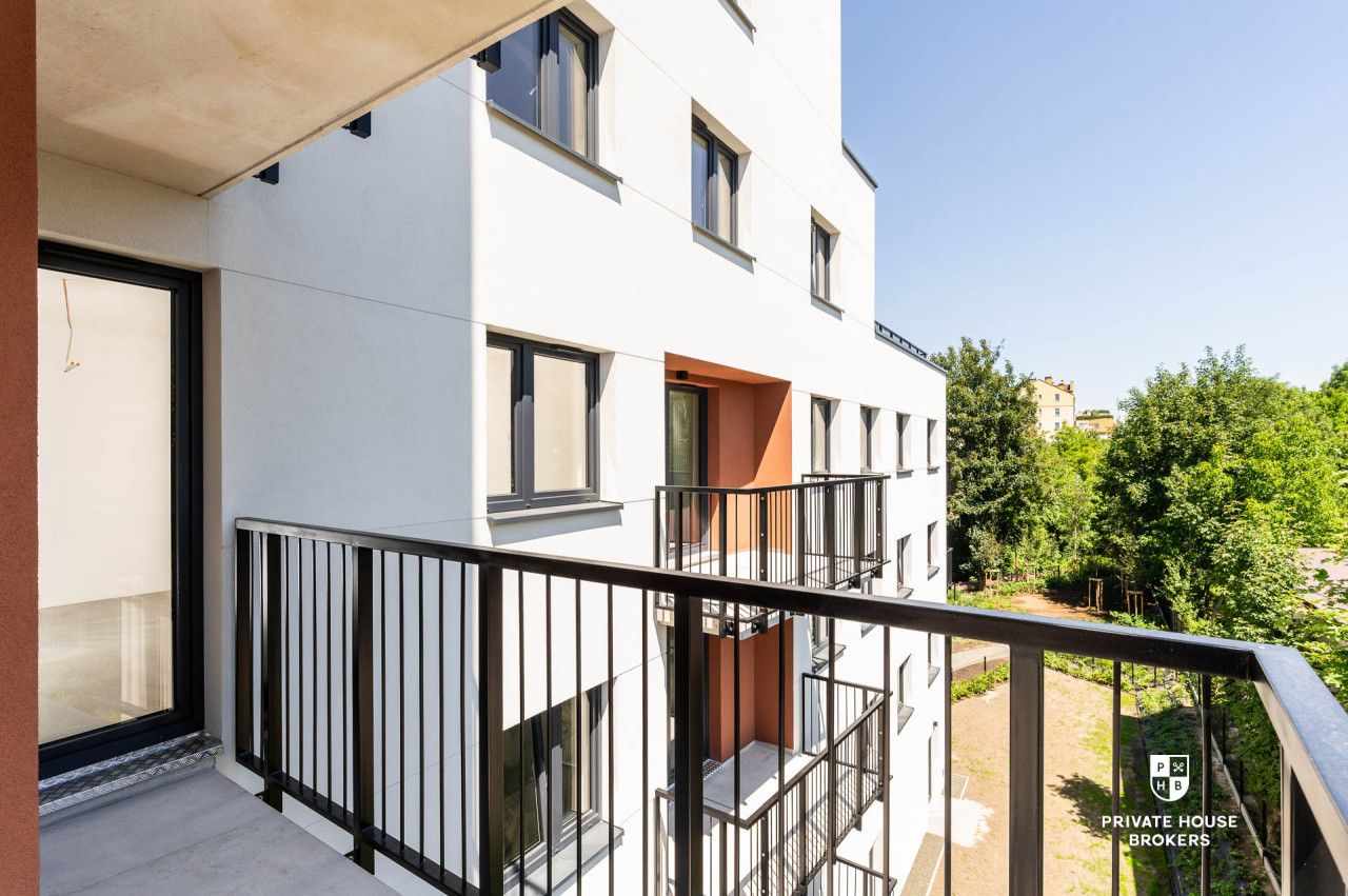 3 rooms with a walk-in closet and a balcony - Квартира - Продаж - Kraków, Krowodrza / Prądnik Biały
