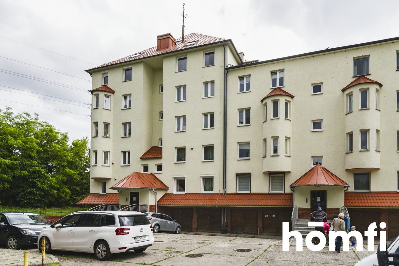 Apartment with three separate rooms (ul. Wysockiej - Czyżyny} - Квартира - Оренда - Kraków, Nowa Huta / Czyżyny
