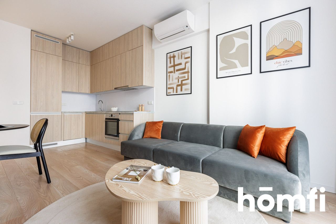 Nice and elegant apartment on the top of living part of Warsaw city center with parking space - Apartment - Rent - Warszawa, Wola / Mirów