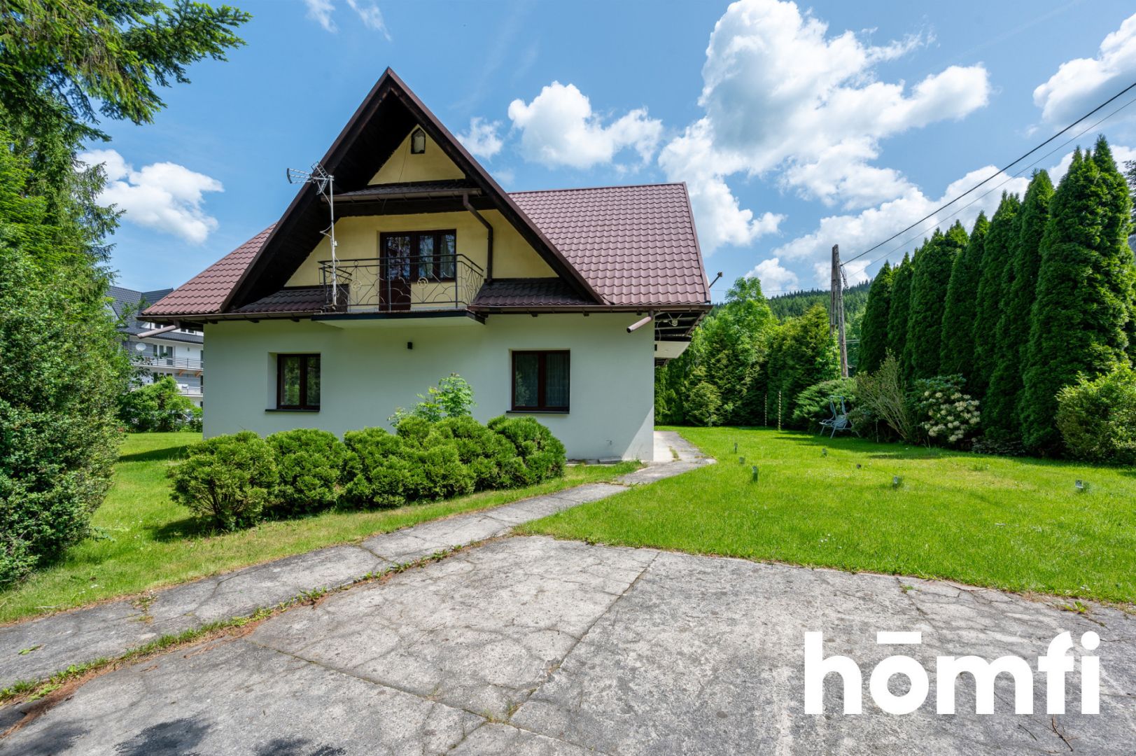 Przestronny dom z potencjałem inwestycyjnym - Dom - Sprzedaż - Limanowski, Niedźwiedź / Poręba Wielka