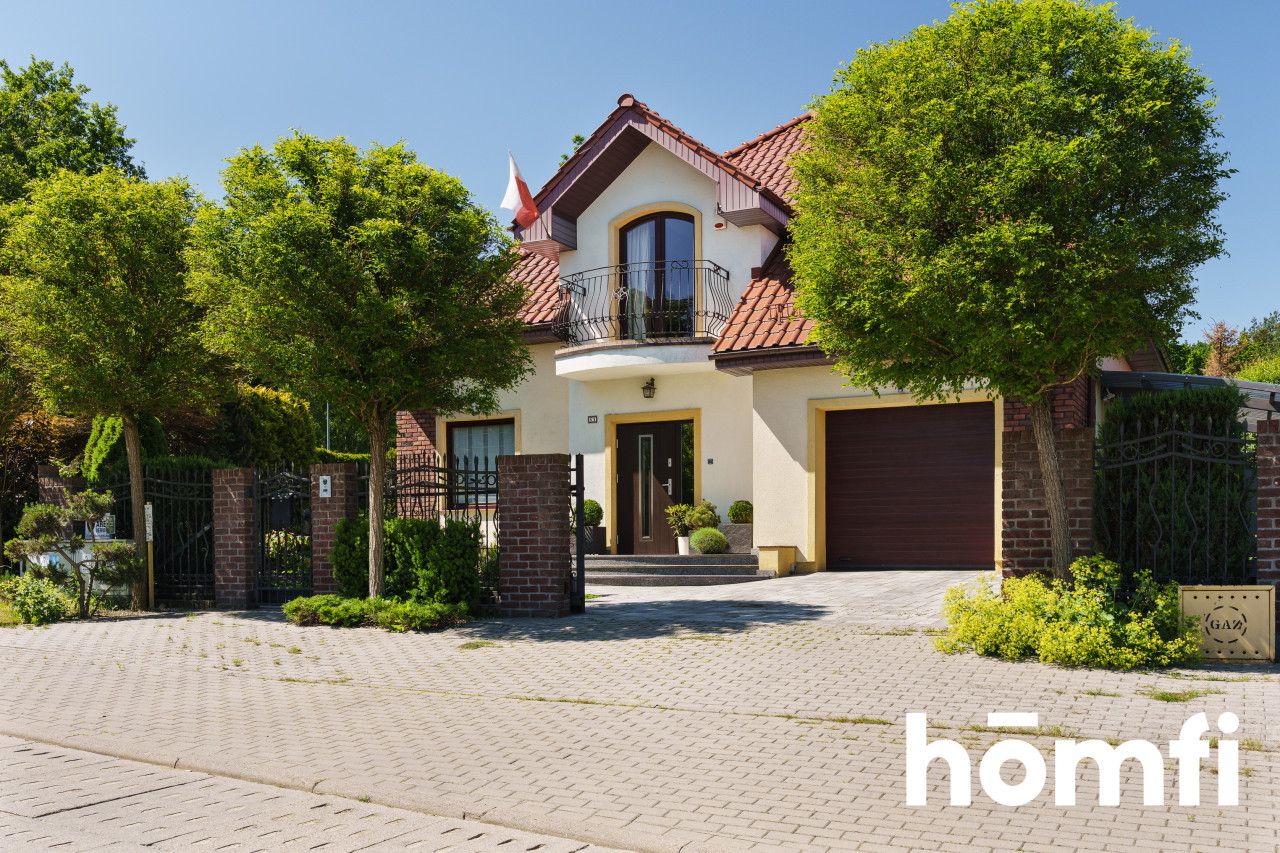 A unique home in the city with a botanical oasis of peace - Дім - Продаж - Gdańsk, Kokoszki