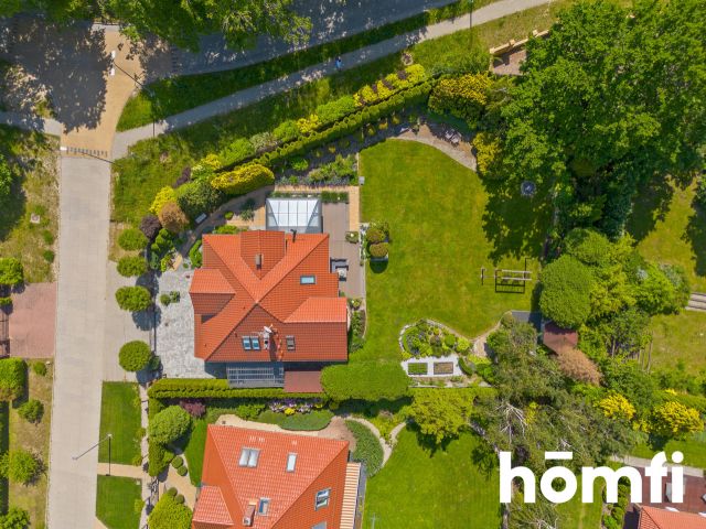 A unique home in the city with a botanical oasis of peace - Дім - Продаж - Gdańsk, Kokoszki