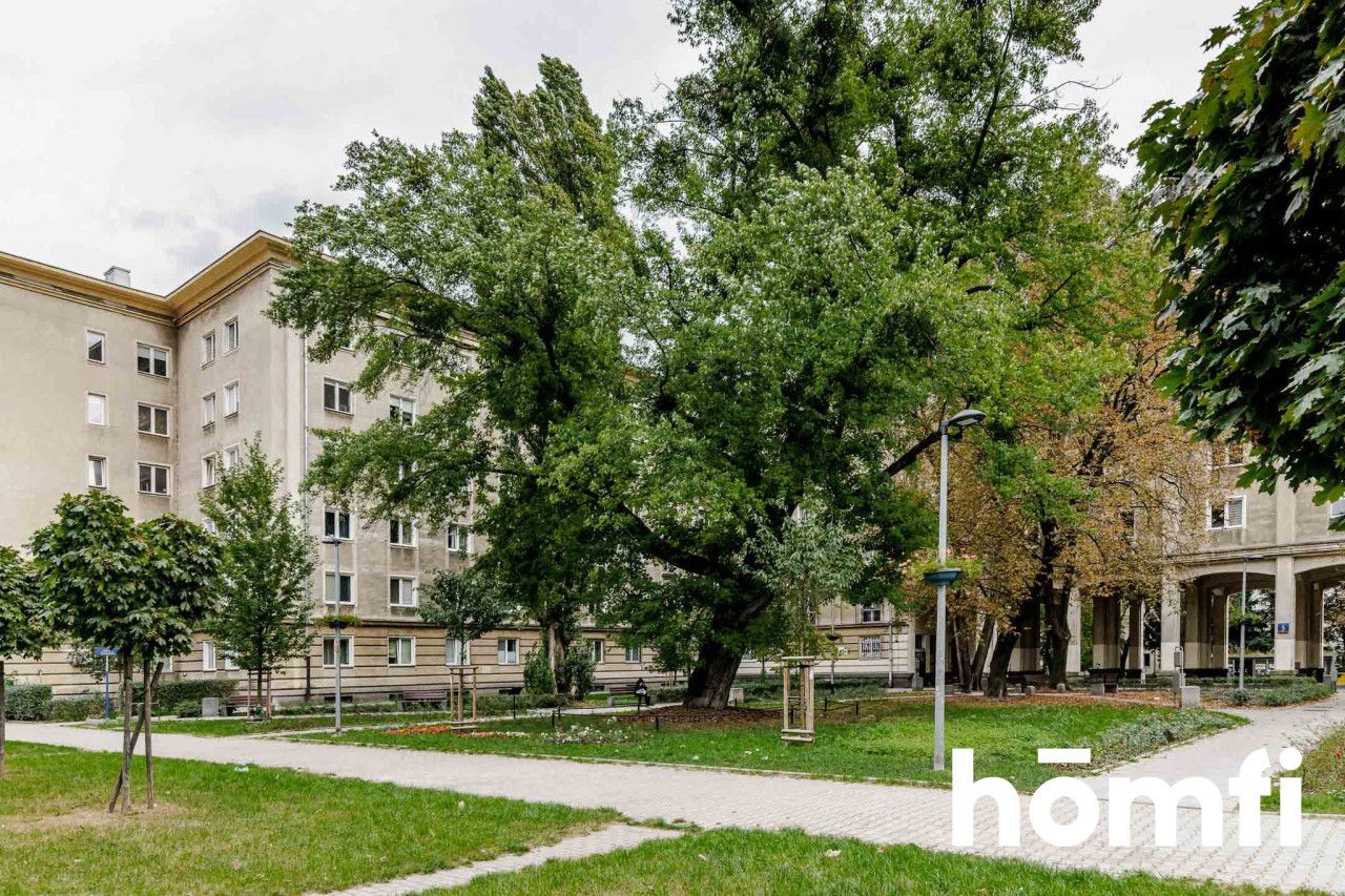 Atmospheric studio apartment in the very center of Ogrodowa - Apartment - Rent - Warszawa, Wola / Mirów