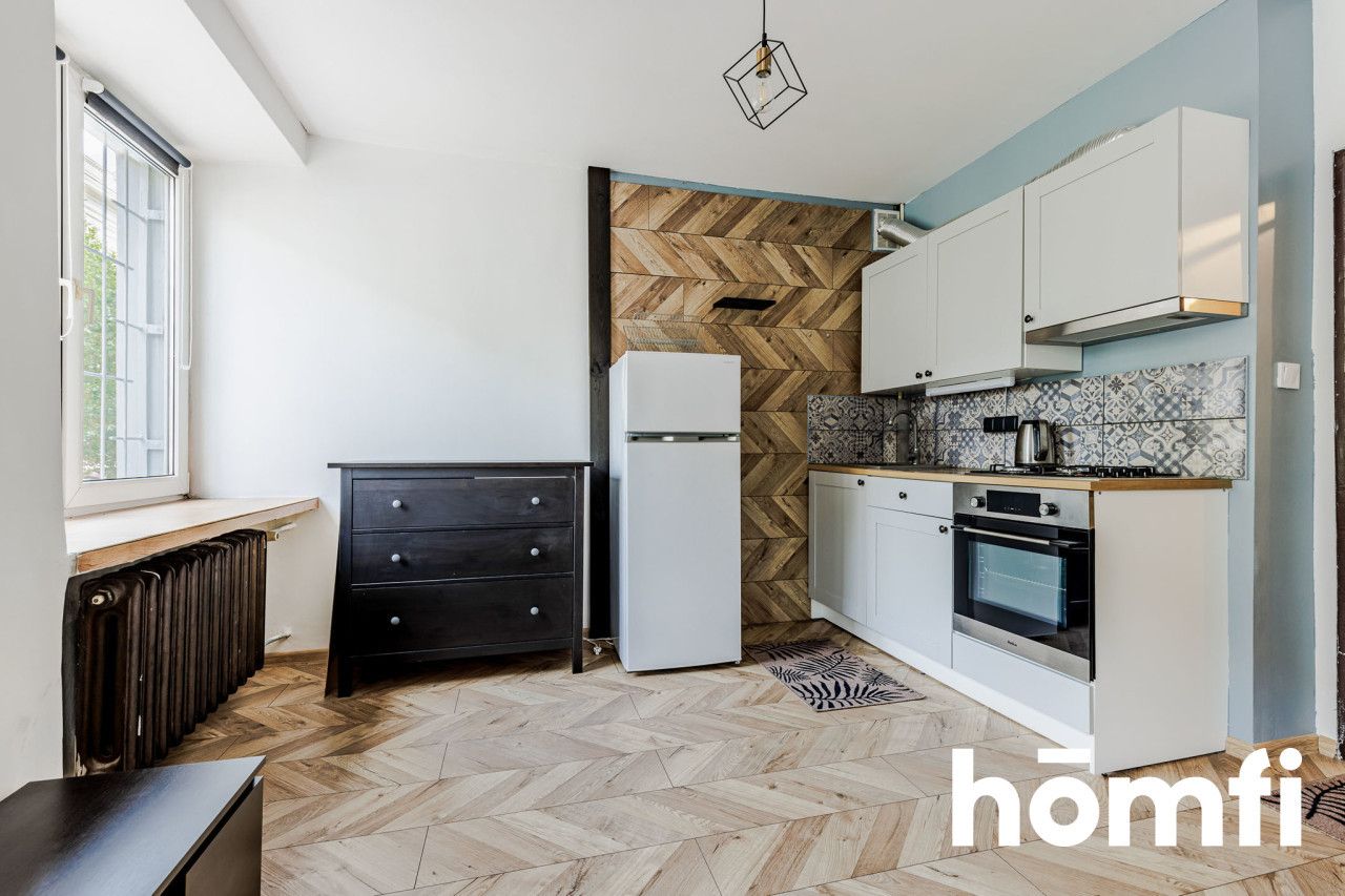 Atmospheric studio apartment in the very center of Ogrodowa - Apartment - Rent - Warszawa, Wola / Mirów