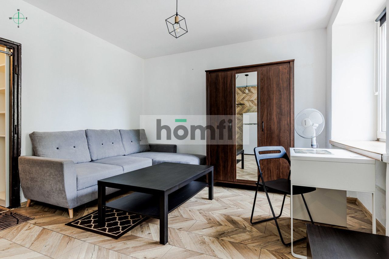 Atmospheric studio apartment in the very center of Ogrodowa - Apartment - Rent - Warszawa, Wola / Mirów