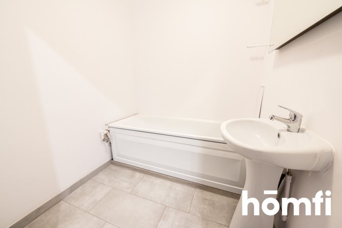 Spacious apartment in the Ustronie district - Apartment - Rent - Radom, Ustronie