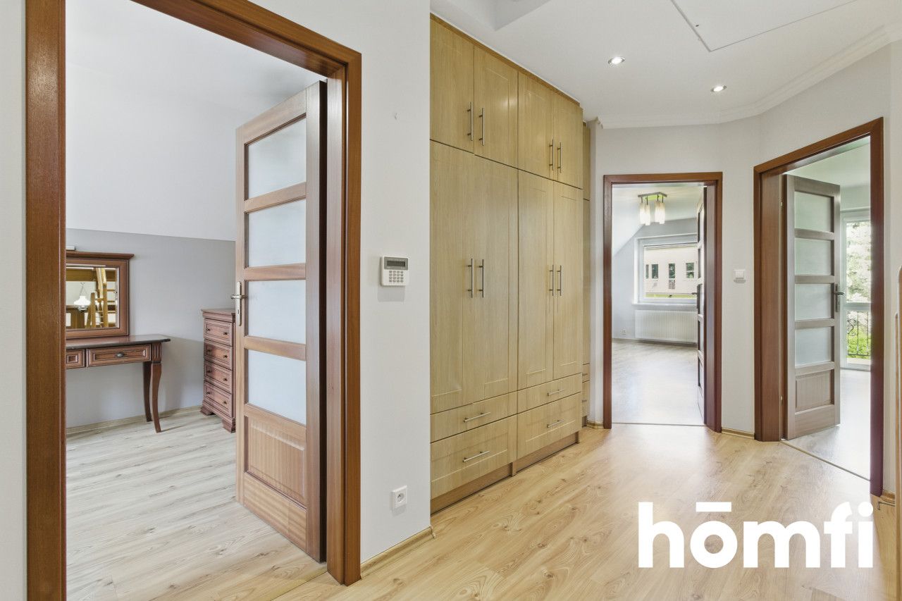 Comfortable home with a fireplace in a quiet location - Дім - Продаж - Kielce, Ostra Górka