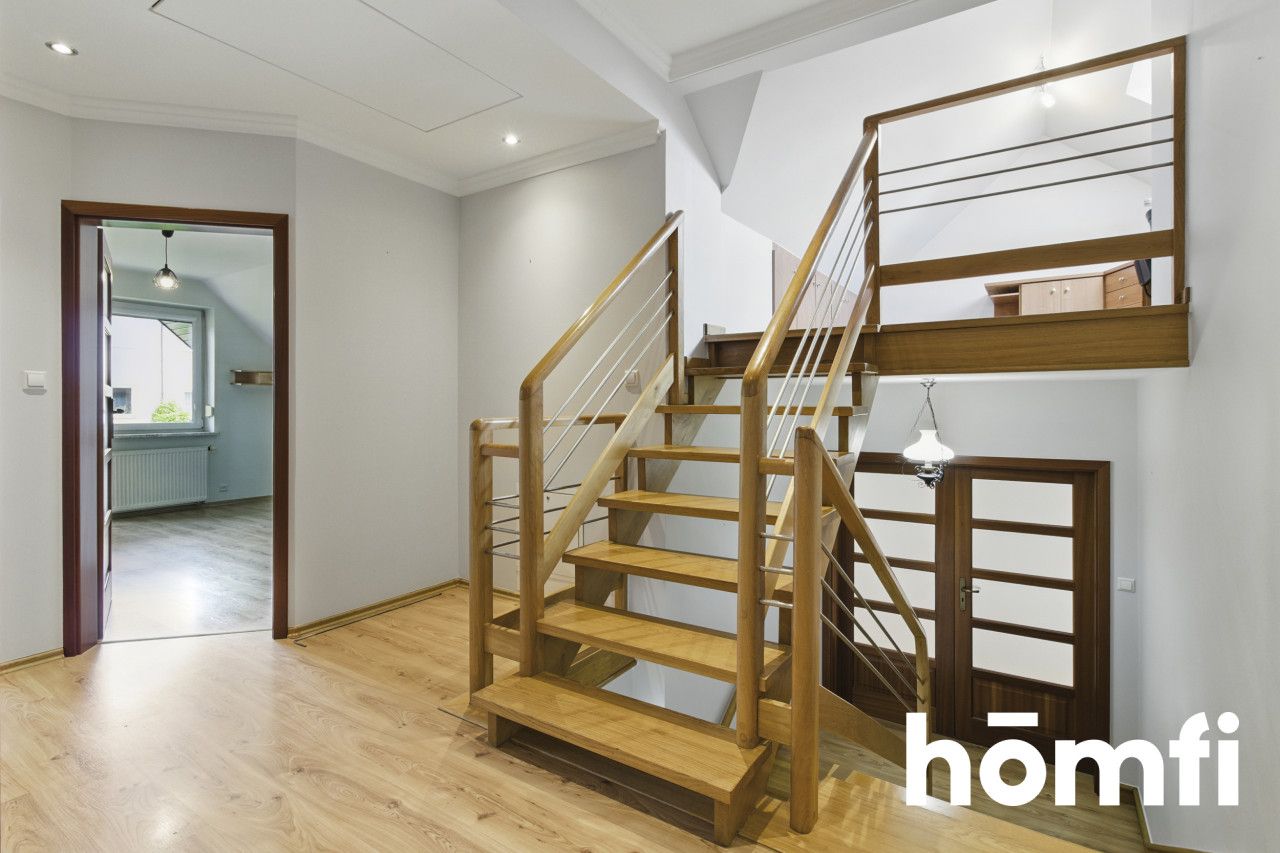 Comfortable home with a fireplace in a quiet location - Дім - Продаж - Kielce, Ostra Górka