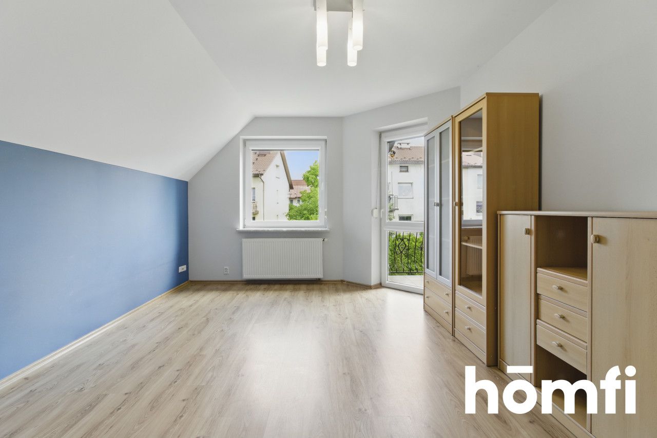 Comfortable home with a fireplace in a quiet location - Дім - Продаж - Kielce, Ostra Górka