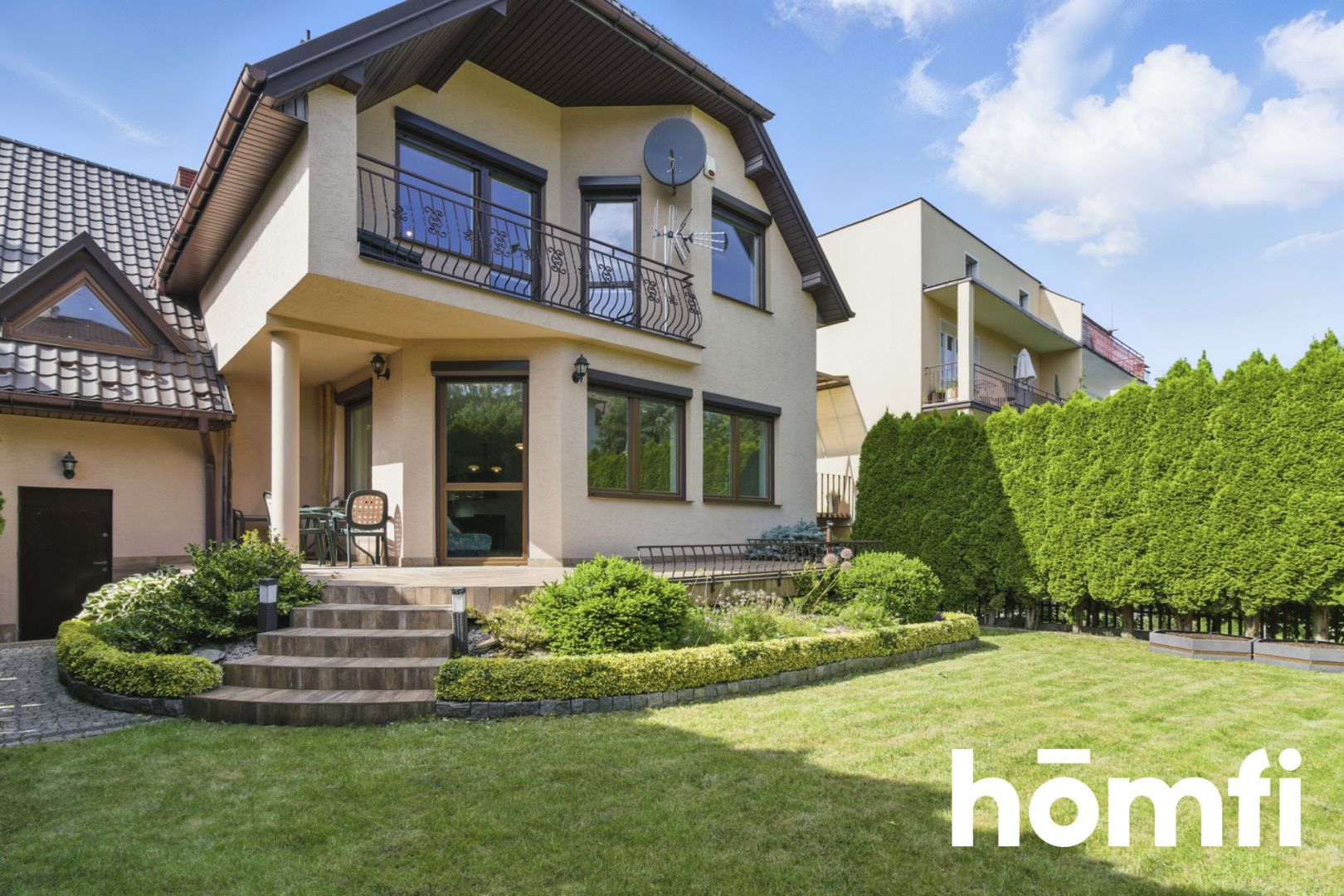 Komfortowy dom z kominkiem w spokojnej okolicy - Dom - Sprzedaż - Kielce, Ostra Górka