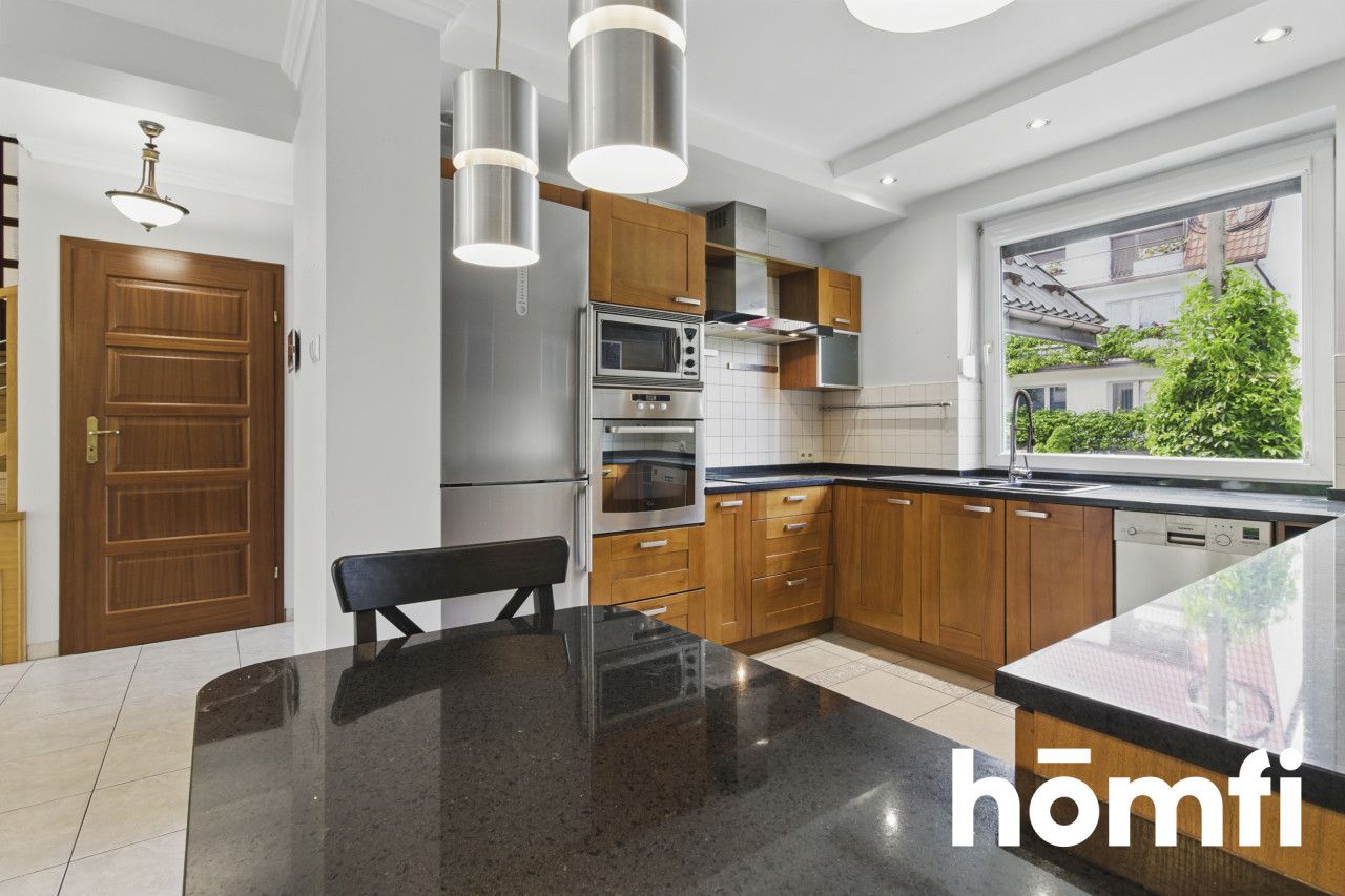 Comfortable home with a fireplace in a quiet location - Дім - Продаж - Kielce, Ostra Górka