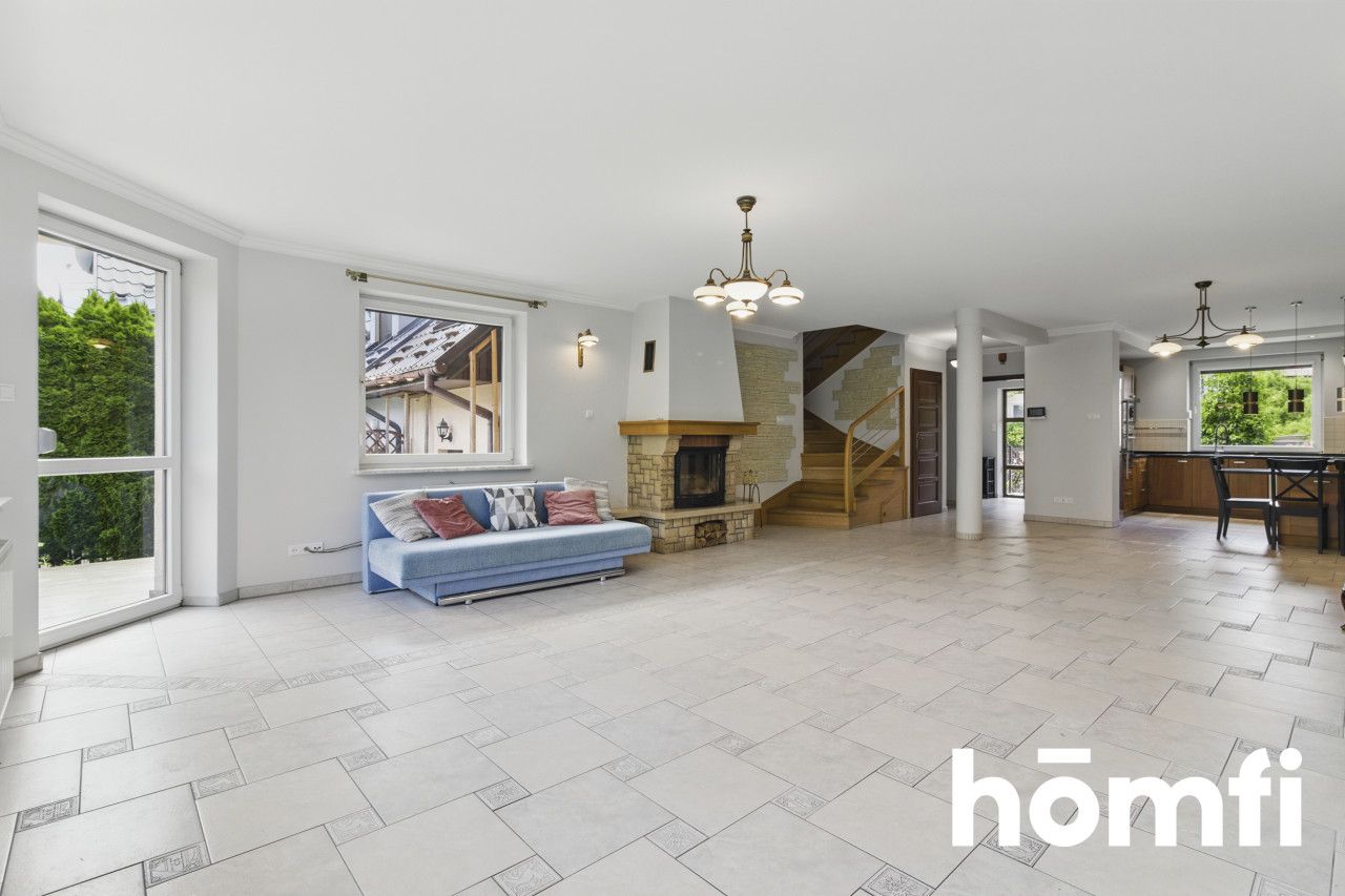 Comfortable home with a fireplace in a quiet location - Дім - Продаж - Kielce, Ostra Górka