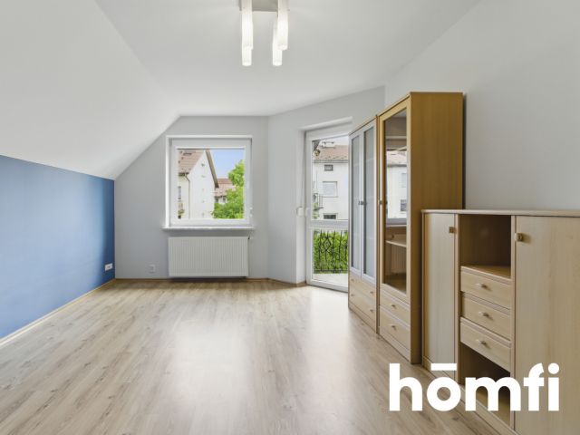 Komfortowy dom z kominkiem w spokojnej okolicy - Dom - Sprzedaż - Kielce, Ostra Górka