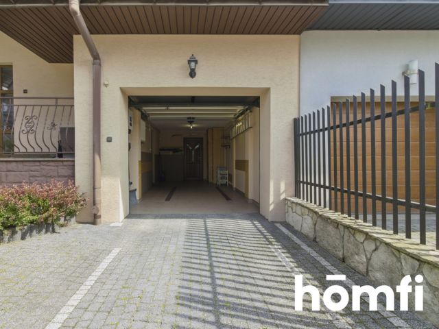 Komfortowy dom z kominkiem w spokojnej okolicy - Dom - Sprzedaż - Kielce, Ostra Górka