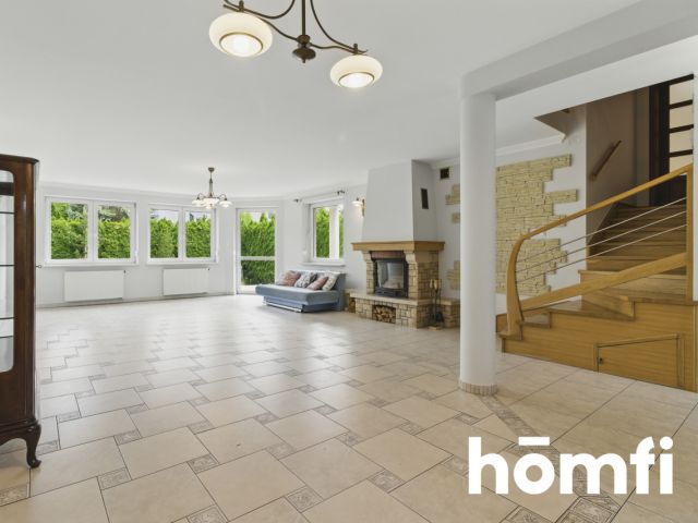 Komfortowy dom z kominkiem w spokojnej okolicy - Dom - Sprzedaż - Kielce, Ostra Górka