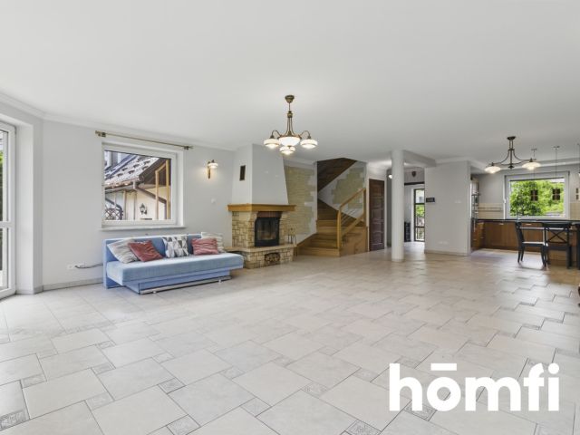 Komfortowy dom z kominkiem w spokojnej okolicy - Dom - Sprzedaż - Kielce, Ostra Górka