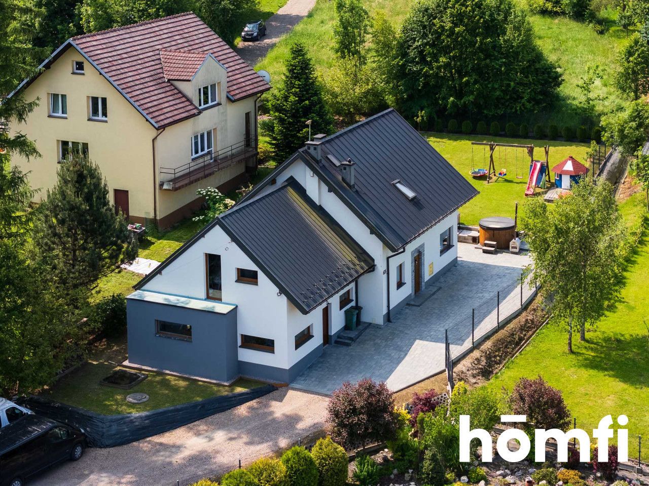 Ready-to-move-in family home with a well-kept garden - House - Sale - Myślenicki, Sułkowice / Krzywaczka