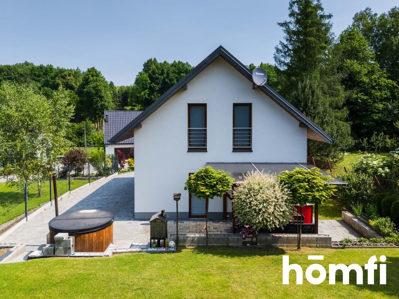 Ready-to-move-in family home with a well-kept garden - House - Sale - Myślenicki, Sułkowice / Krzywaczka