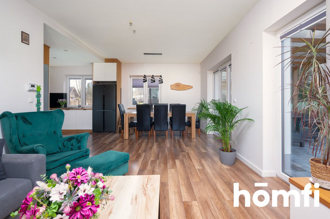 Ready-to-move-in family home with a well-kept garden - House - Sale - Myślenicki, Sułkowice / Krzywaczka