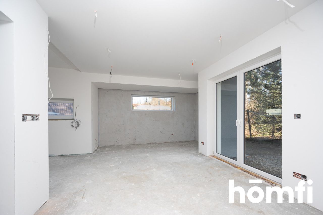 Ready-to-move-in family home with a well-kept garden - House - Sale - Myślenicki, Sułkowice / Krzywaczka