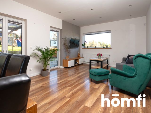 Ready-to-move-in family home with a well-kept garden - Дім - Продаж - Myślenicki, Sułkowice / Krzywaczka